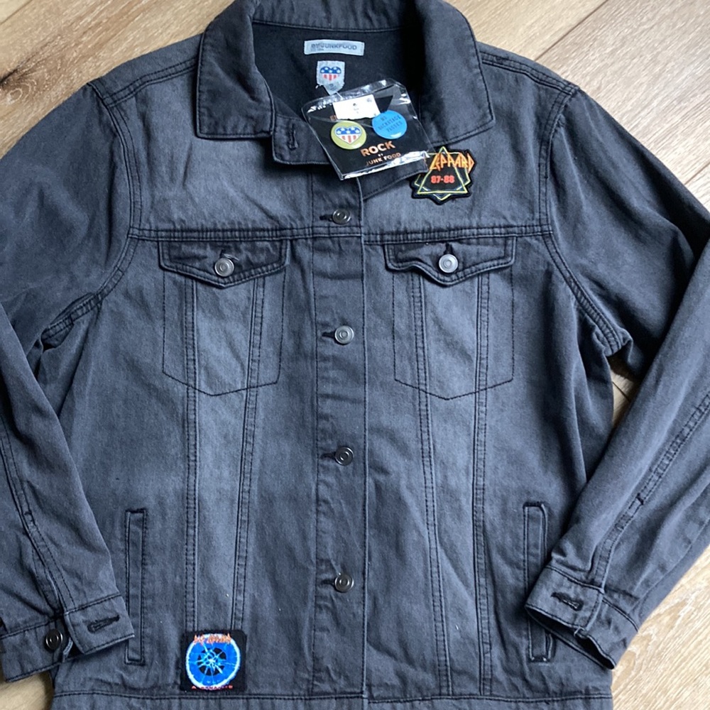 NEW Def Leppard Faded Black Junkfood Jean Patch Long Sleeve Jacket S But… - Picture 5 of 10